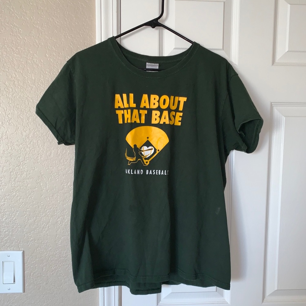 SALE! Oakland A’s womens short sleeve shirt - Picture 1 of 3